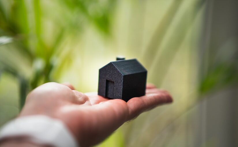 RENOSY（リノシー）を利用して未来の安心の資産形成を築く！